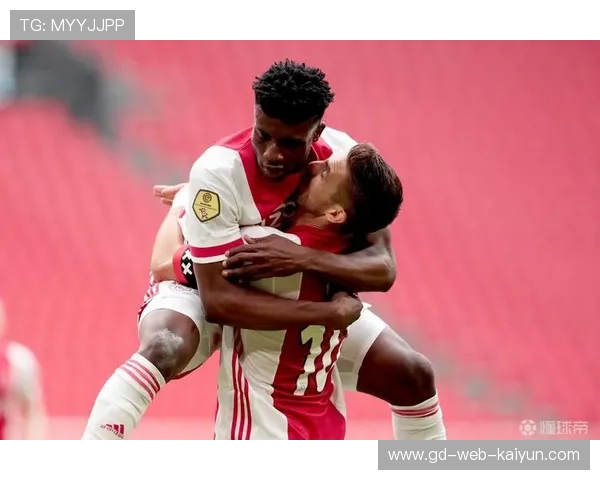 球门线技术助力荷甲减少误判 提升裁判公信力与比赛公平性