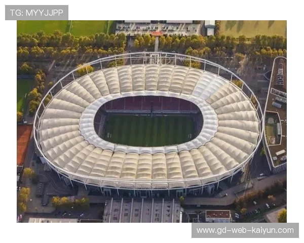 VAR监控室落户红牛竞技场,助力欧洲杯赛事执法 VAR监控室落户红牛竞技场,助力欧洲杯赛事执法